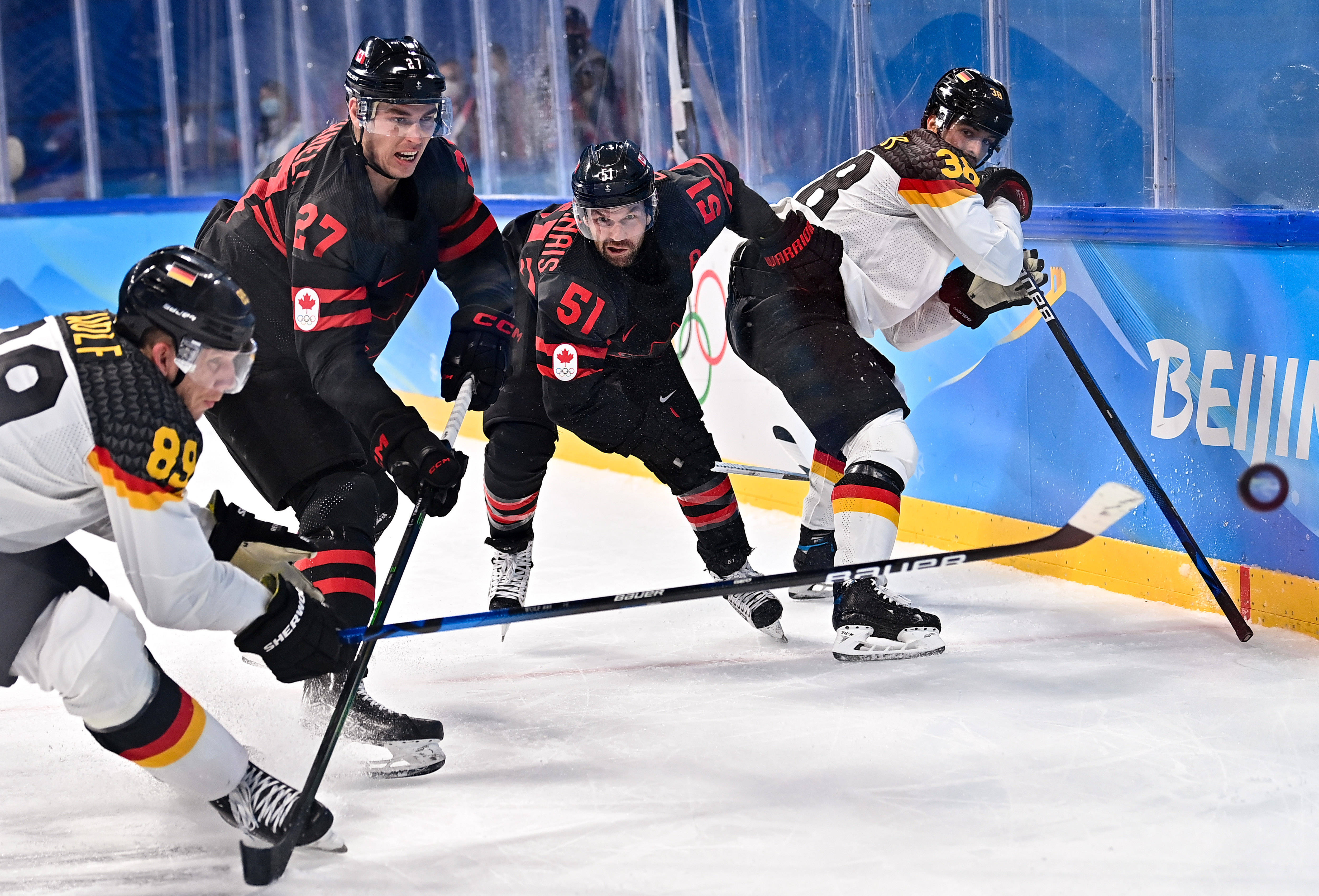 爱游戏官网-德罗巴新星爆冷表现突出，加拿大队前途光明！-爱游戏官网