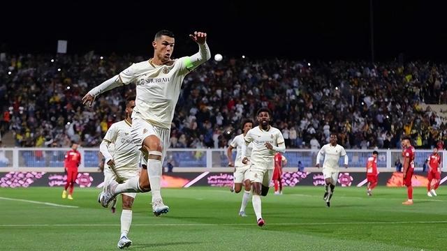 爱游戏APP-C罗新星重要助攻表现突出，TES前途光明！-爱游戏APP